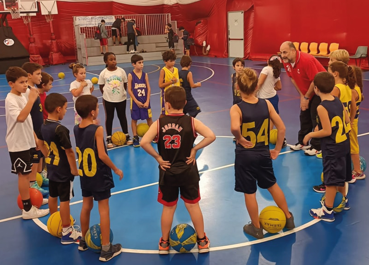 https://www.donbosconuovosalario.it/wp-content/uploads/2024/12/Basket-sito-1.jpg